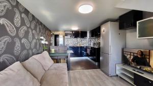 Комфорт и стиль - Апартамент с панорамой города