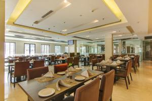 Vibe By The LaLiT Traveller