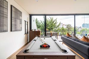 Capitalia - NEW Amazing PH WTC