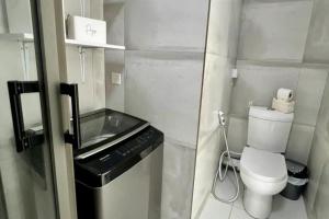 Apt - Sleeps 4 - Balcony - Pool - Parking