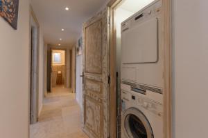 Villa contemporaine avec vue mer