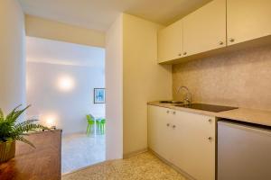 Minimal Apartment Navigli