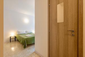 Minimal Apartment Navigli