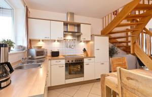 Cozy Apartment In Rechlin With Sauna