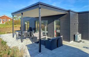 3 Bedroom Cozy Home In Ejstrupholm