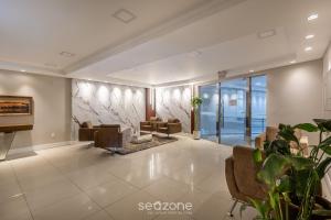 Sua estadia completa a beira-mar na melhor localização de BC - CETs