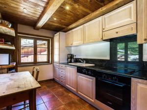 Appartement de Charme 5 Chambres, Centre de La Clusaz, Cheminée, Wifi, Parking, Animaux Admis - FR-1-437-50