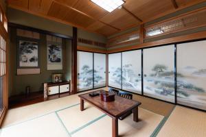 春日光 HaruNikko - Traditional Japanese House with Japanese Garden