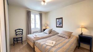 Au calme, villa avec piscine