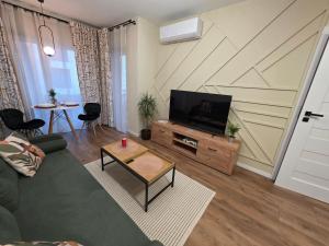 New 1-Bdrm Apt in Beautiful Kraków