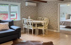 Gorgeous Home In Torsås With Wifi