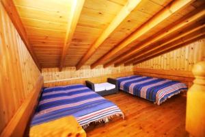Bungalow (5 Adults)