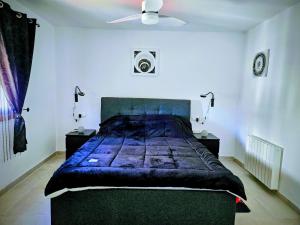 2 Bed Apt with Private Solarium Puerto Duquesa