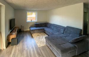 Amazing Home In Glesborg With Wifi