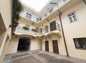 Petrska Cozy 2 bedroom apartment near Old Town