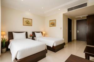 La Bonita Imperial Near SECC