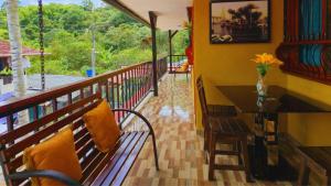 Hostal la Divisa Salento