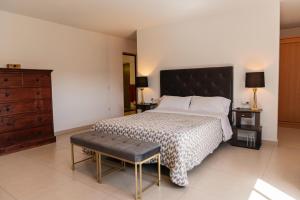 Villa Nazoly - Private Pool, Quiet & Exclusive Stay in Lanzarote