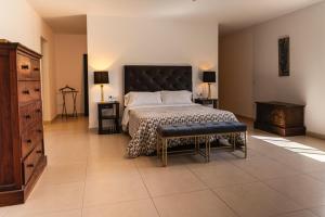 Villa Nazoly, Oasis de Tranquilidad con Piscina Privada en el Corazón de Lanzarote