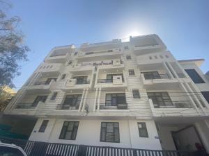 Collection O Jaipur International Airport Formerly The Ashoka Fort