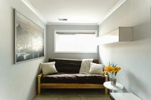 Fully Furnished Private Basement Apartment in Carmel