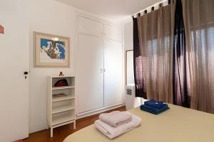 Super Charmoso CineSala, colado no Metro Fradique