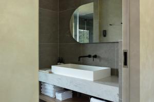 Fika Fujiyama 全室から富士を望み 広い庭で憩う別荘