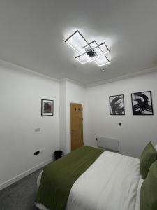 Cozy 2-Bed Near City & Uni