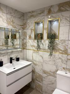 Cozy 2-Bed Near City & Uni