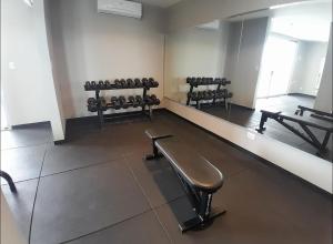 APARTAMENTO COMODO EN EQUIPETROL TOTALMENTE AMOBLADO CON 2TVS CON NETFLIX, PISCINA TEMPERADA, GYM, CINE y PARQUEO cerca de Mall Ventura, Cines, restaurants y supermercados