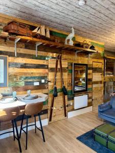 Willow Court Farm-Studio North & Petting Farm, 8 mins from Legoland & Windsor, 15 mins from Lapland UK