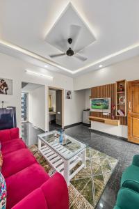 Park Town-1 BHK Susan Homestay, with Lift Wifi