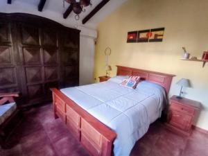 Los Pinos B&B - Habitación en casa de familia