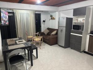 Vista Linda Apartment en la mitad de Medellin