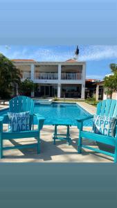 Villa Agueda Decameron, golf club and swimming pool