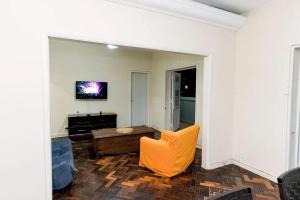 Apto Varanda Vista Mar - 1 suíte + 3 quartos