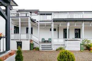 The Muse - Kronstadt Long Street Apartments