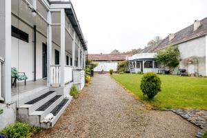 The Muse - Kronstadt Long Street Apartments