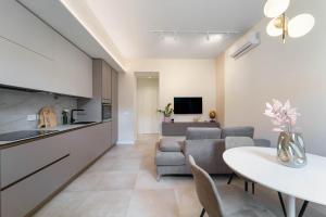 Central Design Apartment - 10 min to Duomo