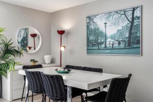 Skyline Luxury - Elegant Brickell Condo