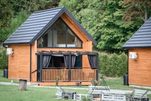 Nova Osada Widok na Góry - domki z prywatnym jacuzzi