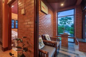 The Red Brick House Layan