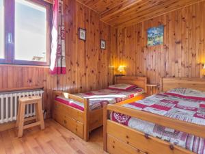 Appartement Chaleureux Centre Station avec Balcon - FR-1-275-132