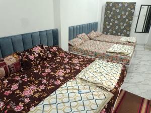 Vallabh Room Service