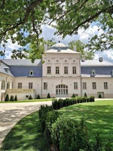 Rózsa Vendégház INGYENES PARKOLÁSSAL