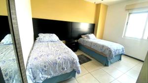 Horizon #2 Esmeralda de Lujo Frente Playa y Malecón