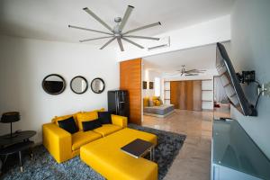 Luxury Villa Waterfront