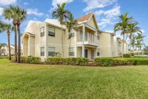 Bright King Bed Escape Pondview Half mile to Beach