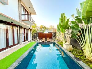 Ratu Deandra Villa Seminyak