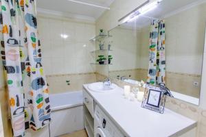 Novomestenskaya street